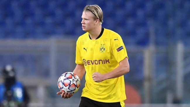 成都蓉城新掌门人徐正源续约并推动三名球员签约，球队迅速崛起，有望争冠。（成都蓉城续约主帅徐正源并签下三将，球队迅速崛起剑指冠军）