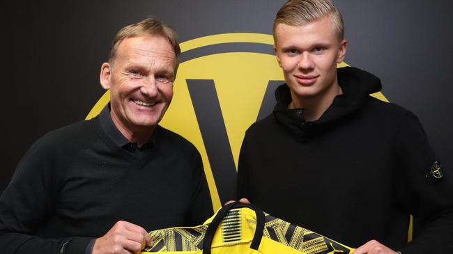 阿德莱德对阵惠灵顿凤凰首发：古德温领衔、鲁弗出战（阿德莱德战惠灵顿凤凰首发出炉：古德温坐镇，鲁弗先发）