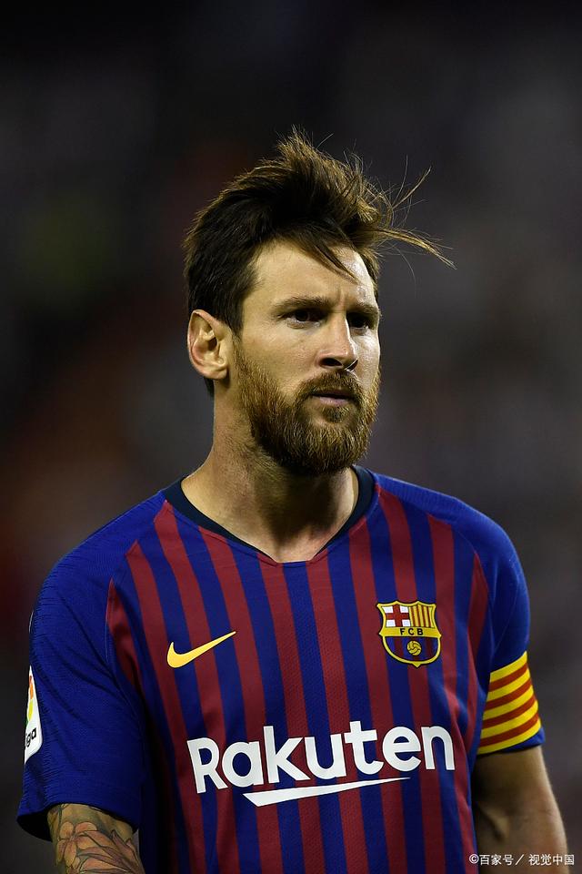 半场战报：弗赖堡2-0美因茨，格里福建功，库布勒破门（半场速报：弗赖堡2-0领先美因茨，格里福和库布勒相继破门）