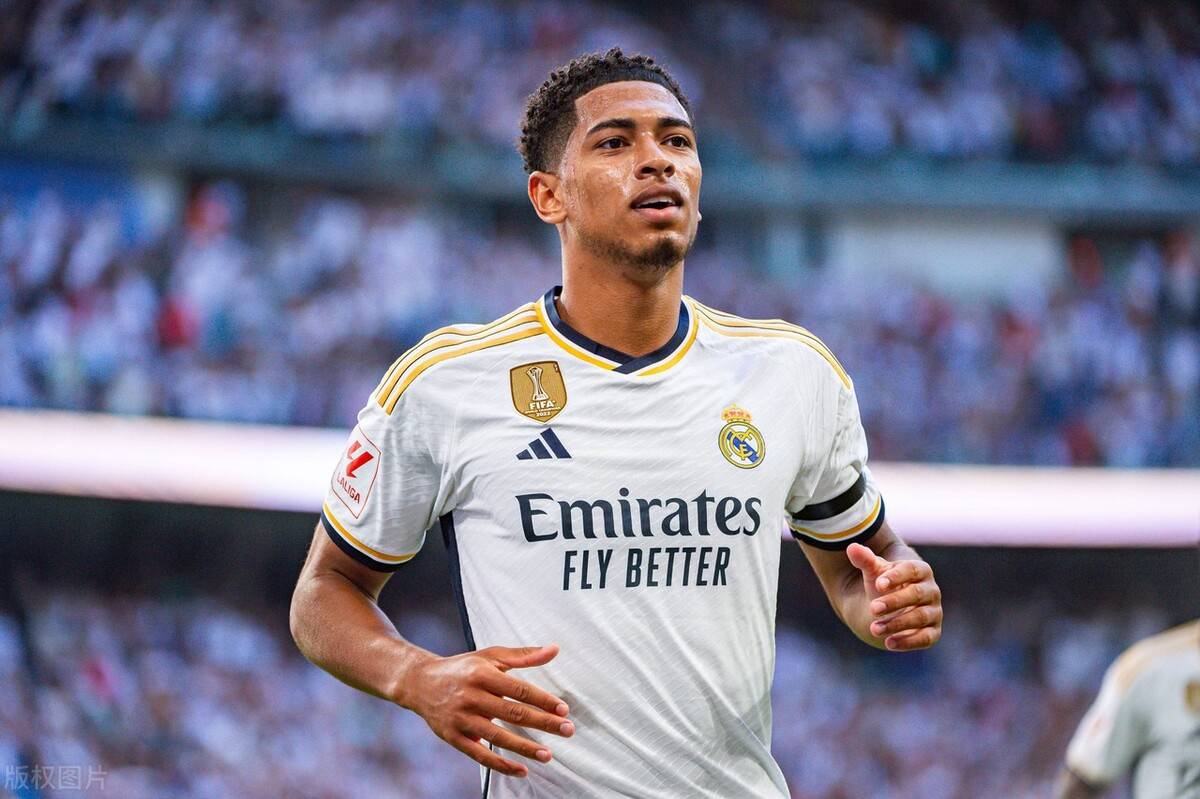 马丁内利：排名英超榜首真棒，不认为会有压力，我们需保持冷静（马丁内利：领跑英超很棒，不觉压力，仍需保持冷静）