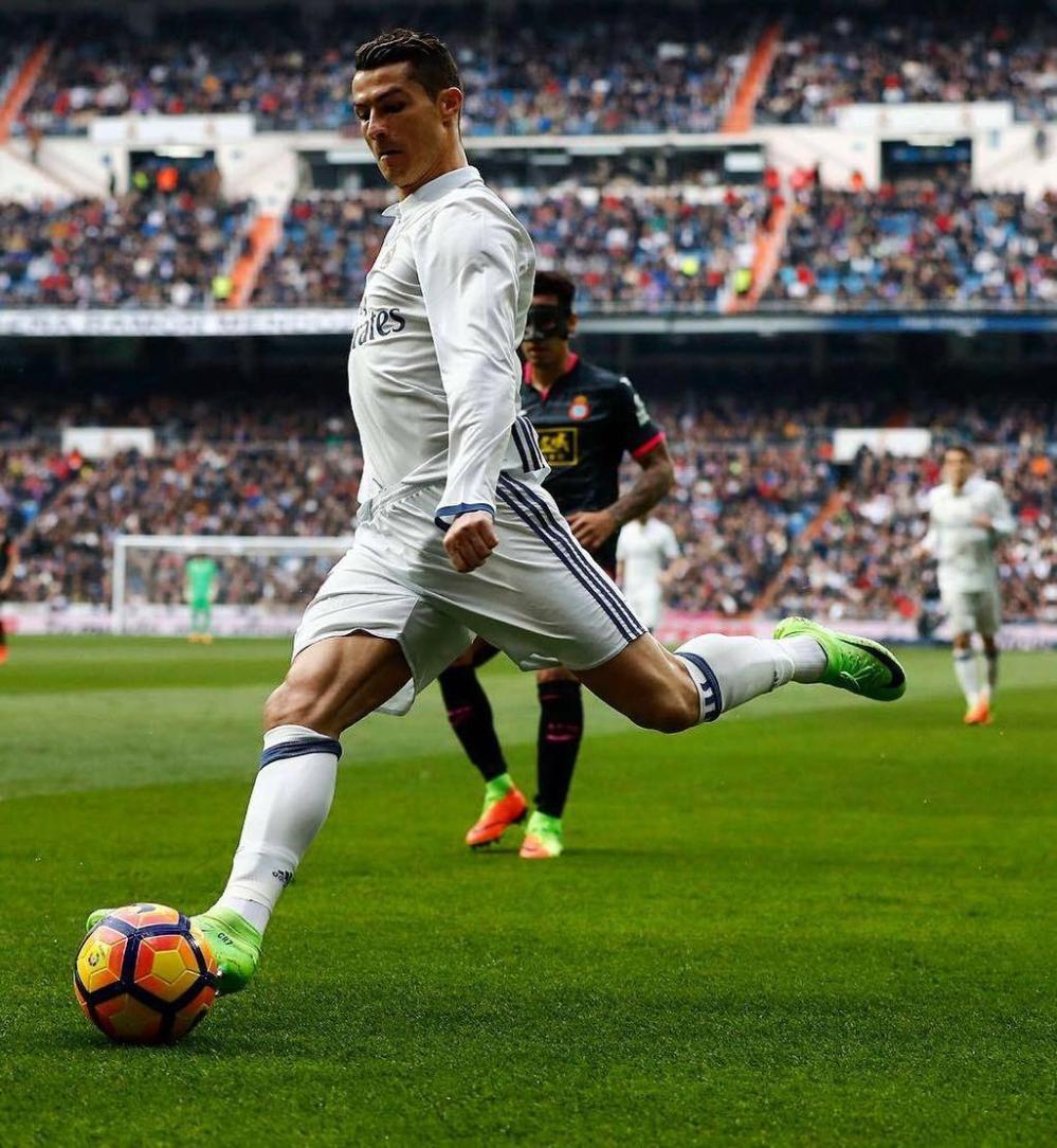 迪马：弗拉霍维奇已经伤愈并随队训练，以备战都灵德比（迪马：弗拉霍维奇伤愈复出，已随队合练备战都灵德比）