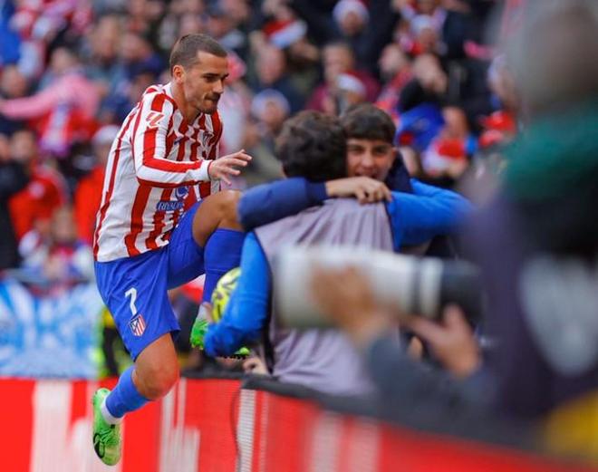 收藏级回忆：我的齐达内与 26 年绿茵时光（珍藏版记忆：与齐达内相伴的26年足球人生）