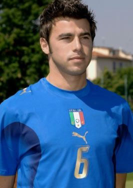 齐沃：2010年我曾与死神共饮一杯咖啡，那天后我不再考虑自我（齐沃：2010年与死神共饮之后，我不再执念于自我）