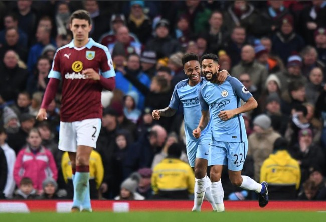 安切洛蒂：皇马到目前为止成绩出色，还能怎么要求阿隆索呢？（安切洛蒂：皇马至今表现优异，对阿隆索还能有何苛求？）