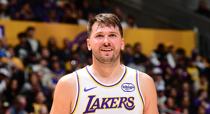 3-0横扫！英超争冠形势大变，曼城豪取3连胜，只落后阿森纳2分（3-0大胜！英超争冠格局生变，曼城豪取三连胜，距阿森纳仅差2分）