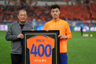 维尼修斯：友谊赛能帮巴西积累经验；我们都很喜欢和安帅共事（维尼修斯称热身赛助巴西增长阅历：全队都乐于与安帅共事）