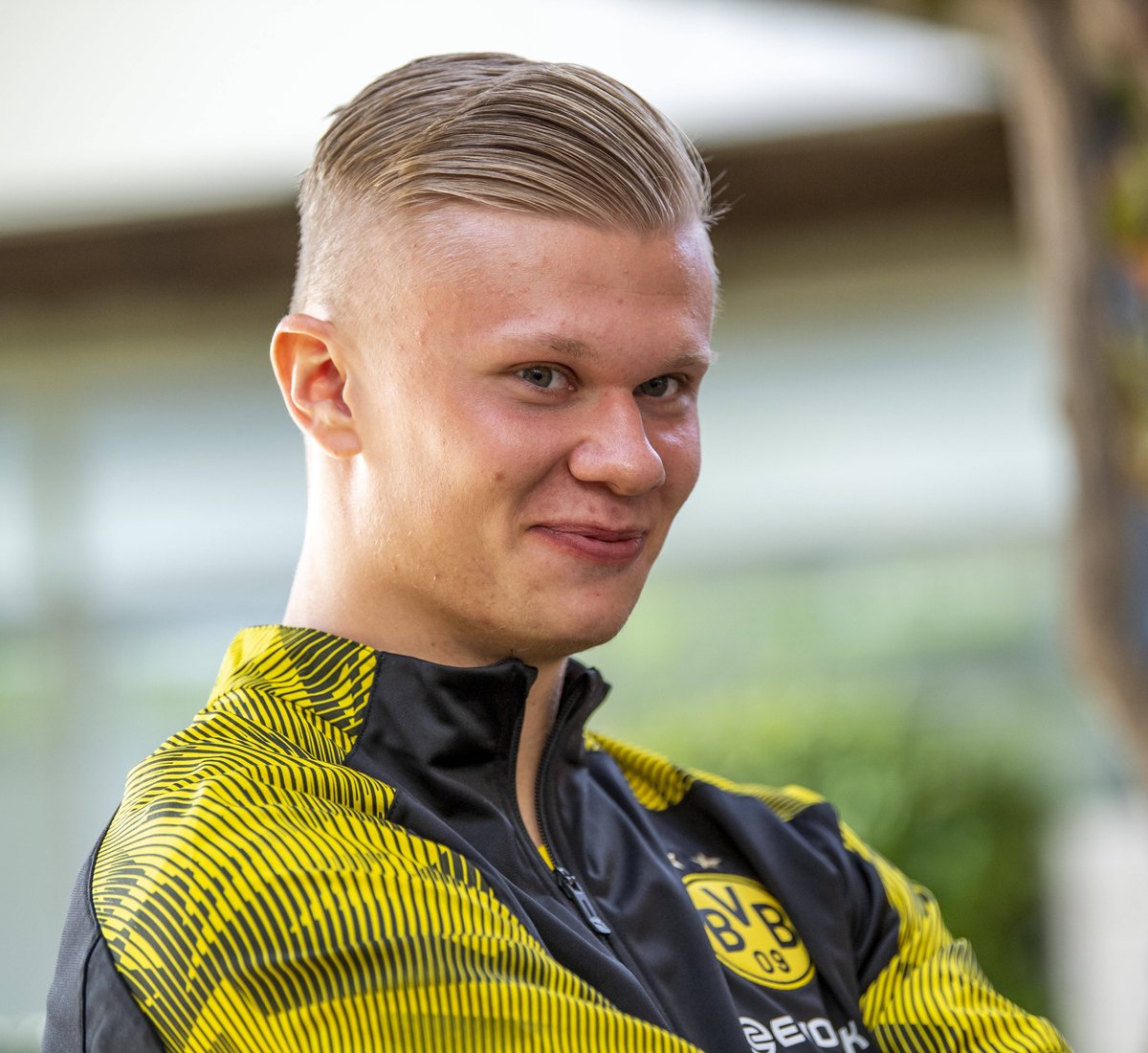 官方：西班牙女足归化25岁原尼日利亚籍前锋伊马德（西班牙女足官宣：25岁前尼日利亚籍前锋伊马德完成归化）