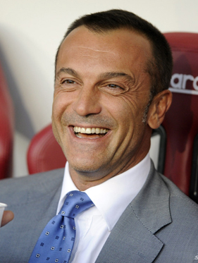 CBA球队战术分析：新疆队防守策略,（CBA战术解密：新疆队如何构筑防守）