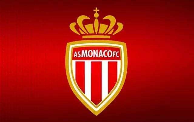 孔蒂：祝贺球员们，必须对他们说谢谢、谢谢、再谢谢（孔蒂：向球员们表示祝贺，我要对他们说三声“谢谢”）