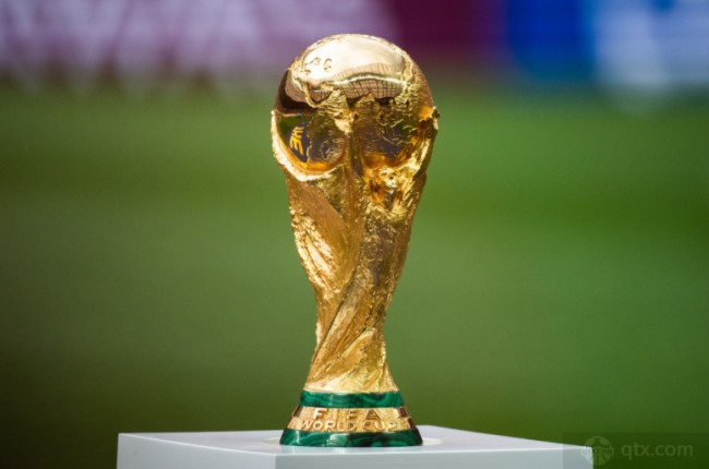 大霍霍吃饱，孔蒂胜尤文反超国米！疯狂富勒姆被收拾打回原形！（孔蒂力擒尤文完成反超国米！大霍霍状态爆棚，富勒姆被打回现实）