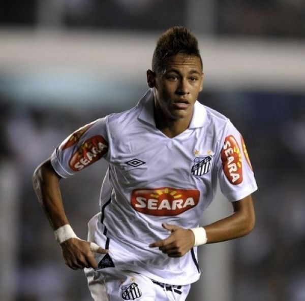 南美足联主席：2030年世界杯应扩充至64队，但仅此一届（南美足联主席提议2030年世界杯扩容至64队，且为一次性安排）